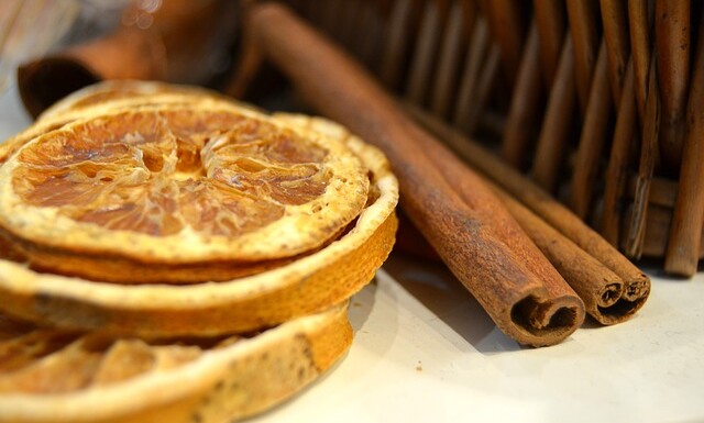 Vanilla essential oil